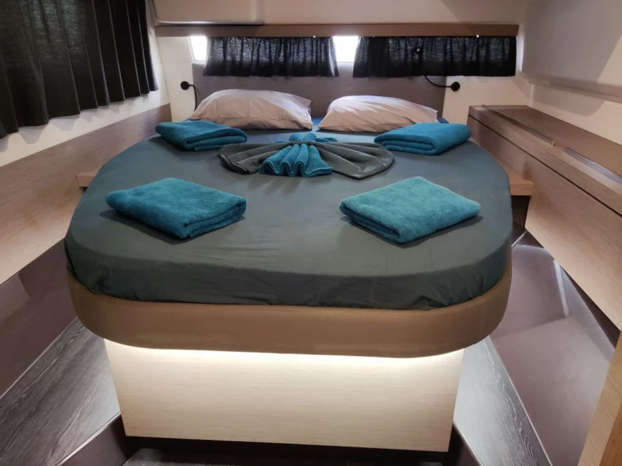Fountaine Pajot Lucia 40 (HARFANG)  - 13