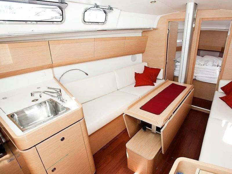 Beneteau First 35 (THETIS)  - 6