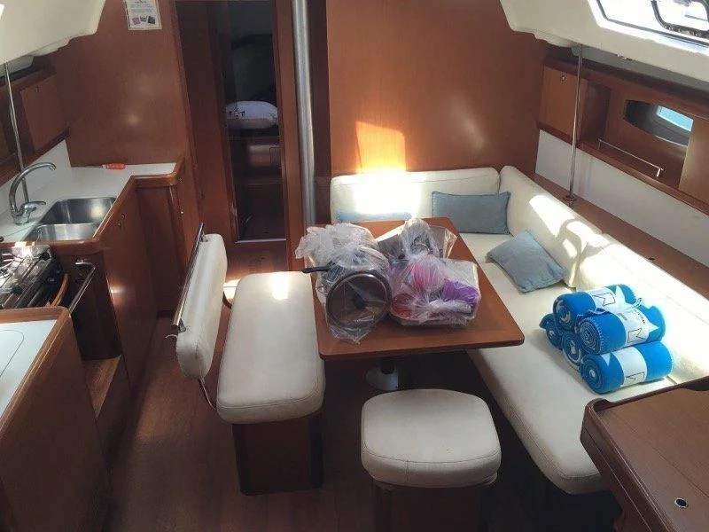 Oceanis 43 (Marty.nica) Interior image - 3