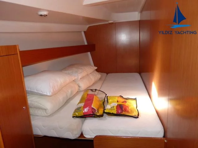 Cyclades 50.5 (Take Five) Front Cabin - 3