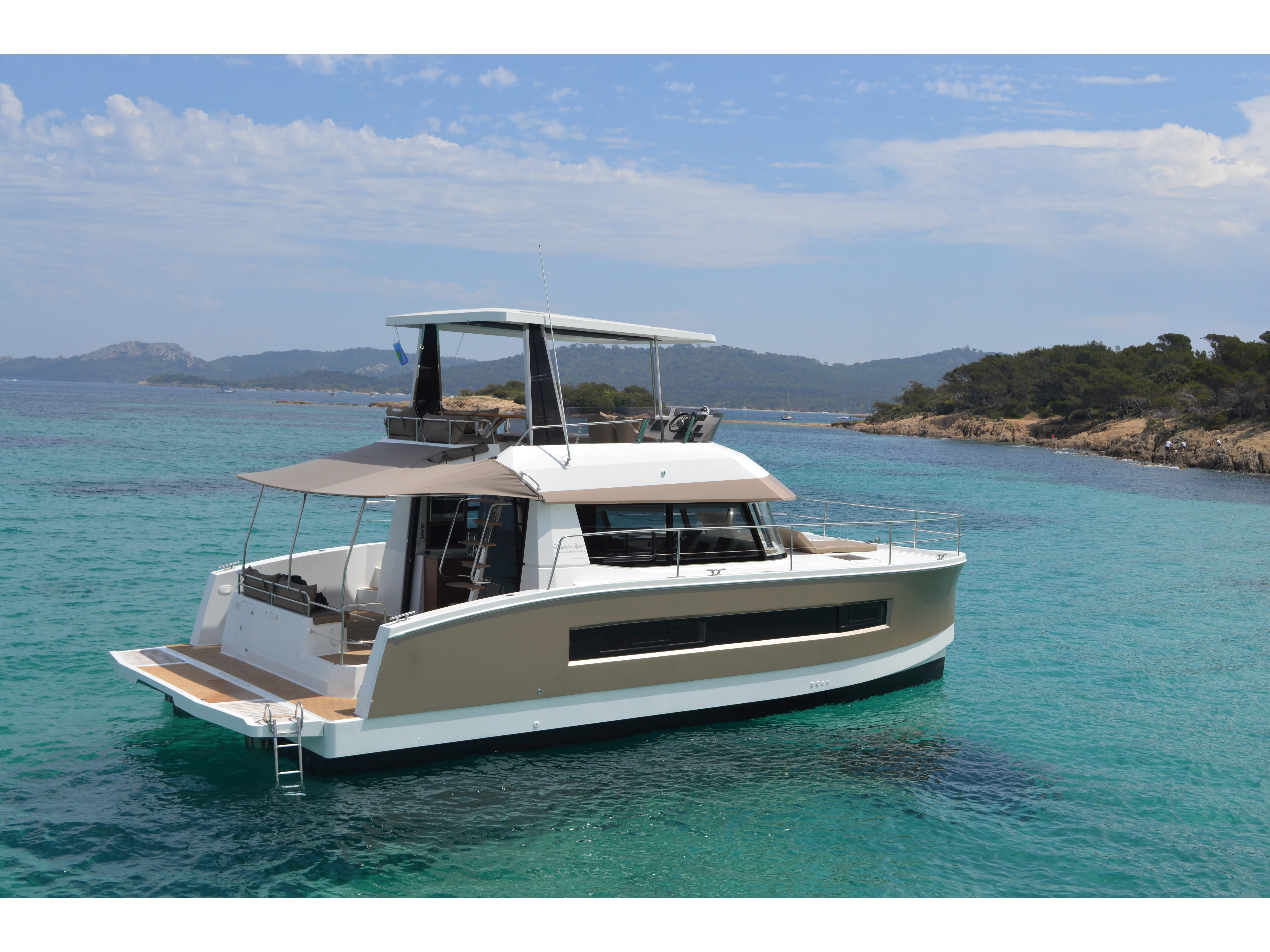 Fountaine Pajot MY 37 (Marie Vanille) Main image - 0