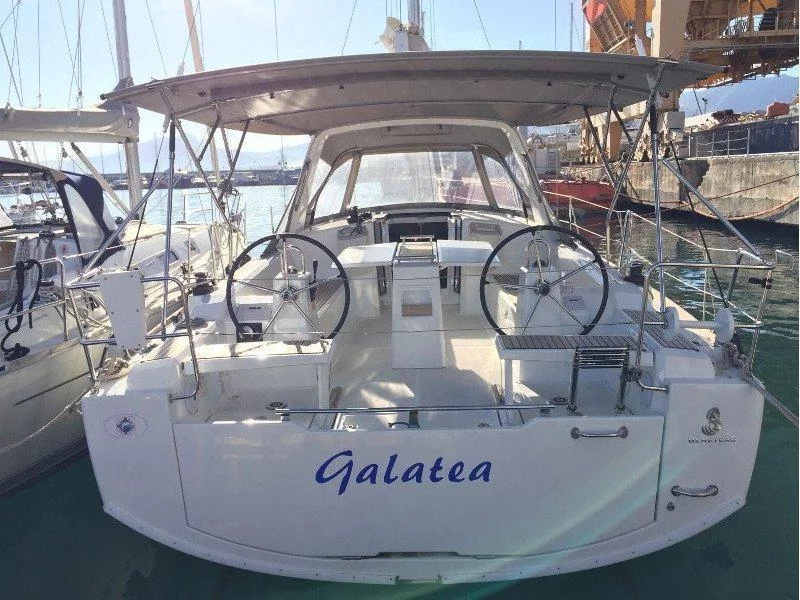 Oceanis 38.1 (Galatea)  - 11