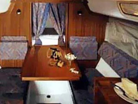 Elan Express (Severnica ) Interior image - 2