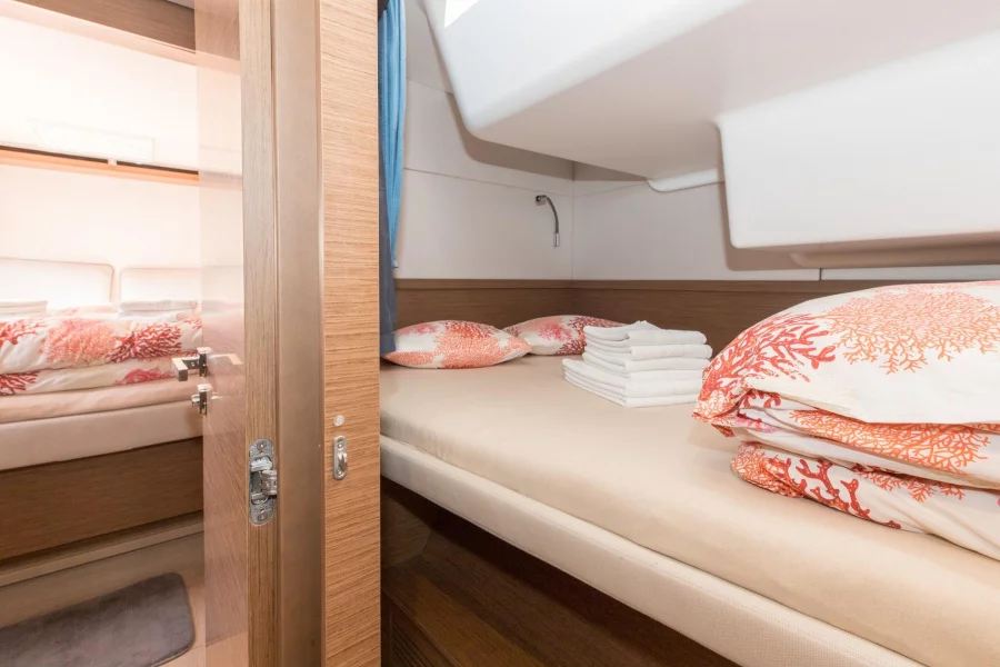 Lagoon 50 LUX elegance (2019) equipped with aircon (TWIN JOY)  - 9