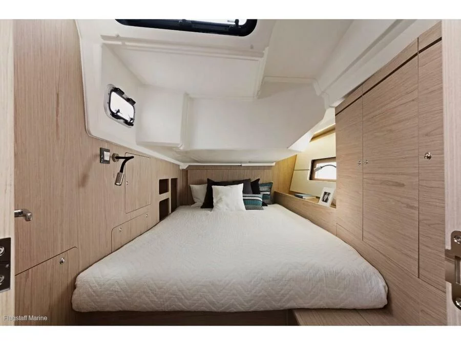 Oceanis 46.1 (Blue Odyssey (A/C,generator,electric heads)) Interior image - 6