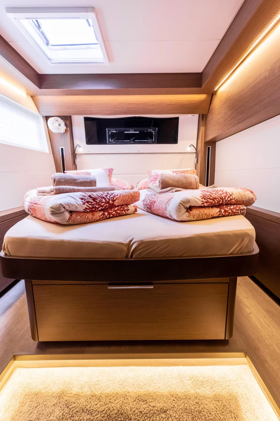 Lagoon 50 LUX (2020) equipped with airconditioning (PRINCESS KISS)  - 3