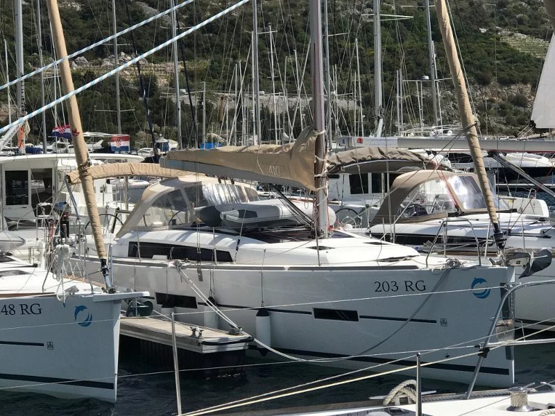 Dufour 410 Grand Large (MISTRAL new sails 2018)  - 1