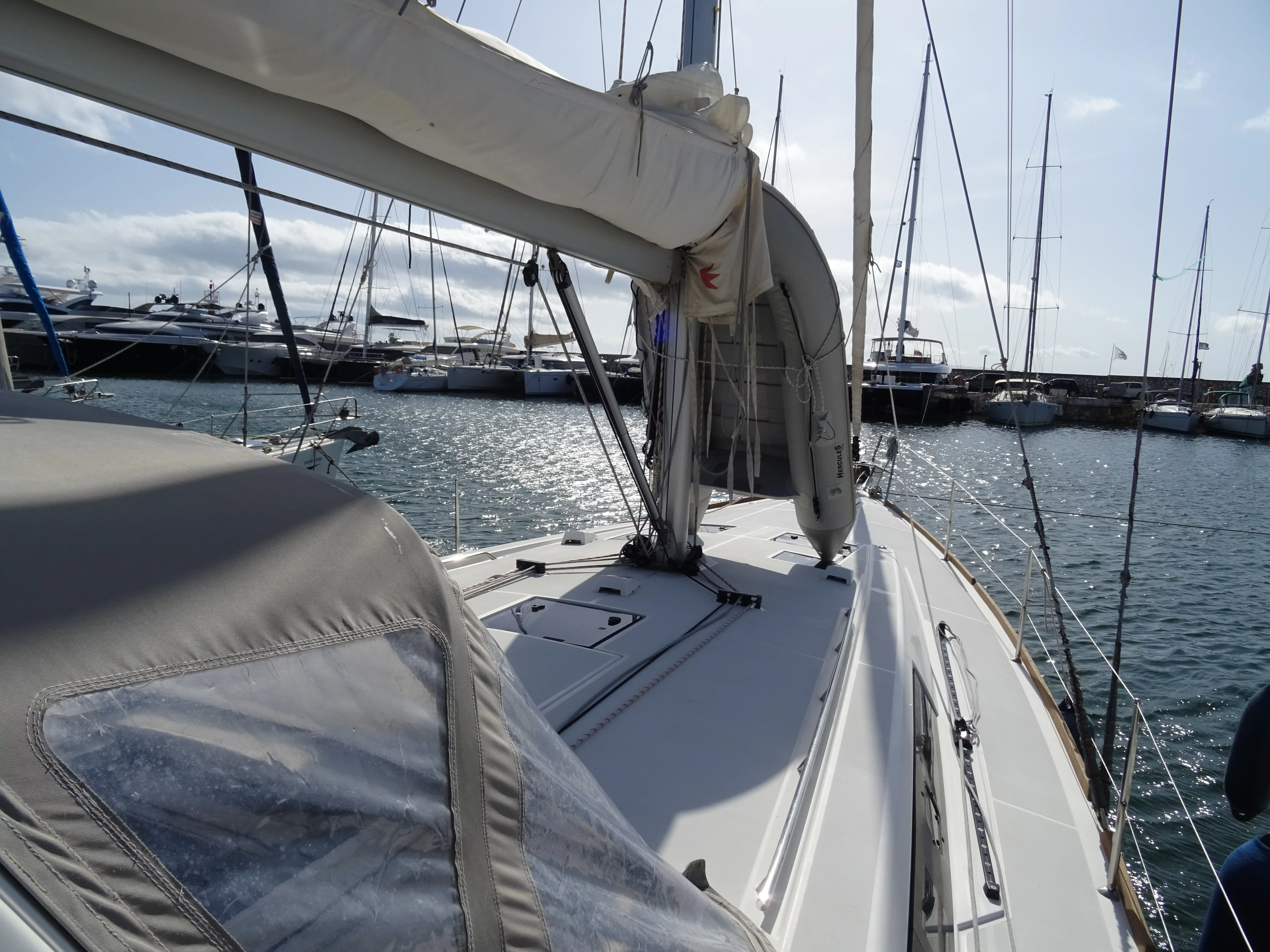 Oceanis 45 (Christina) Outboard - 8