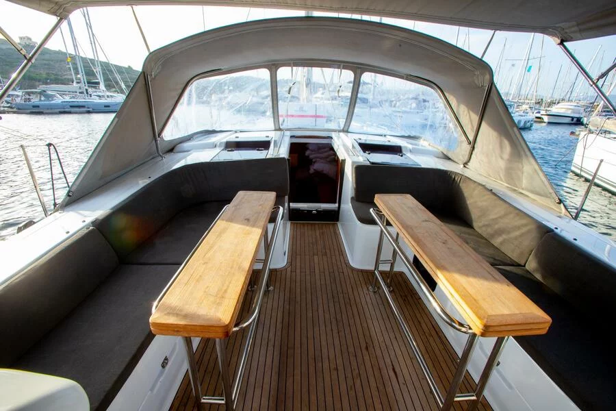 Hanse 508 (MEDUSA II (generator, air condition, electric barbeque, 1 SUP free of charge))  - 12