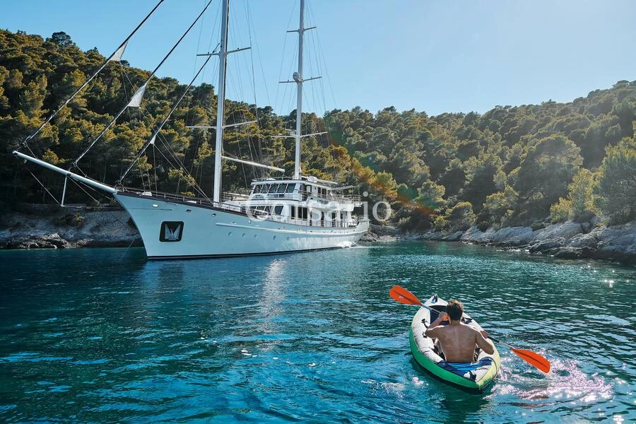 Luxury Sailing Yacht Corsario (Corsario)  - 63