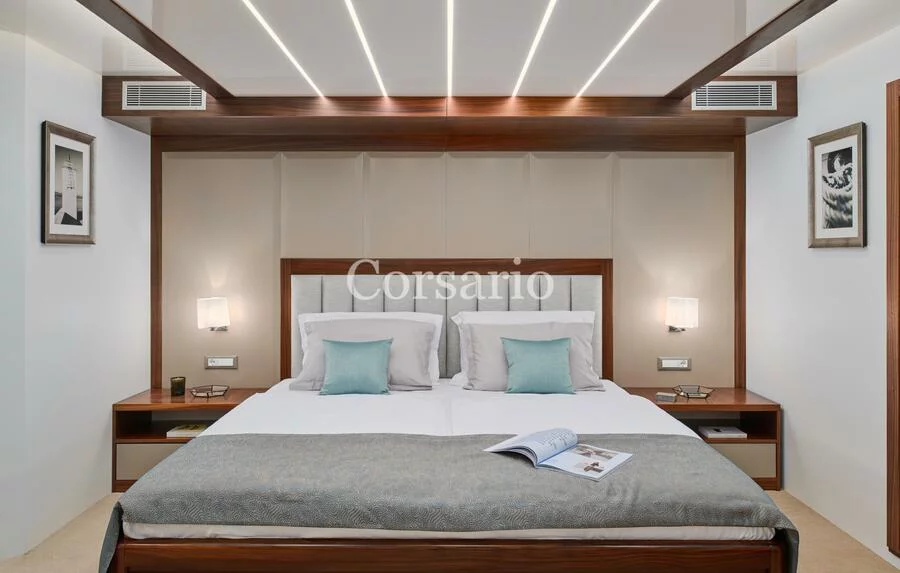 Luxury Sailing Yacht Corsario (Corsario)  - 39