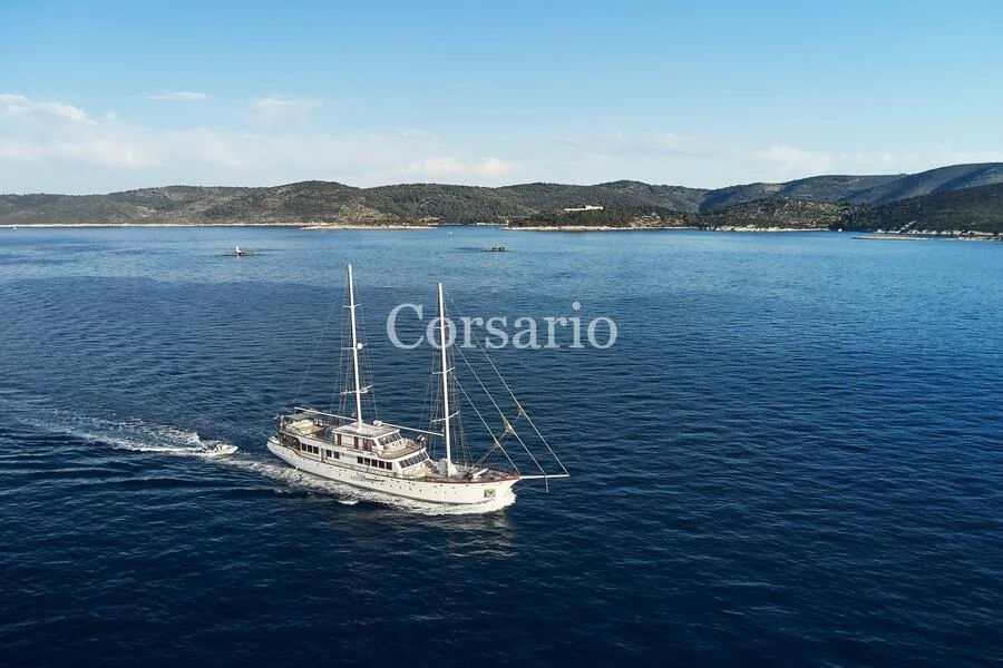 Luxury Sailing Yacht Corsario (Corsario)  - 126