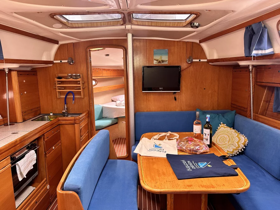 Bavaria 39 Cruiser (Okeanos) Interior image - 7