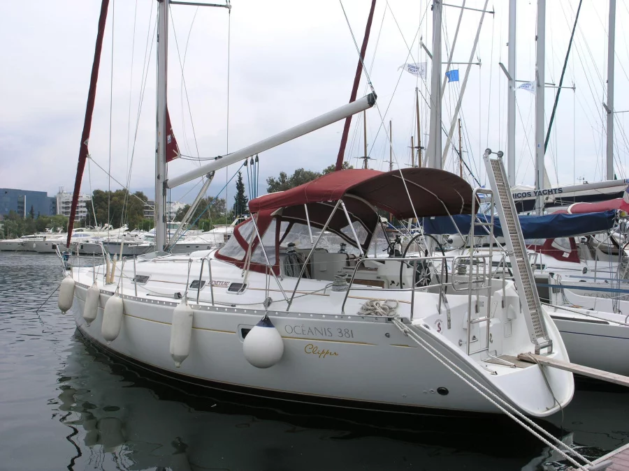 Oceanis 381 Clipper (Ouranos) Main image - 0