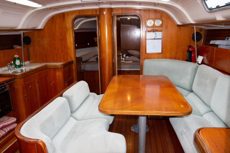 Oceanis 440 (Cabin 2 - Stern cabin - 2 persons  (Xanemos))  - 7