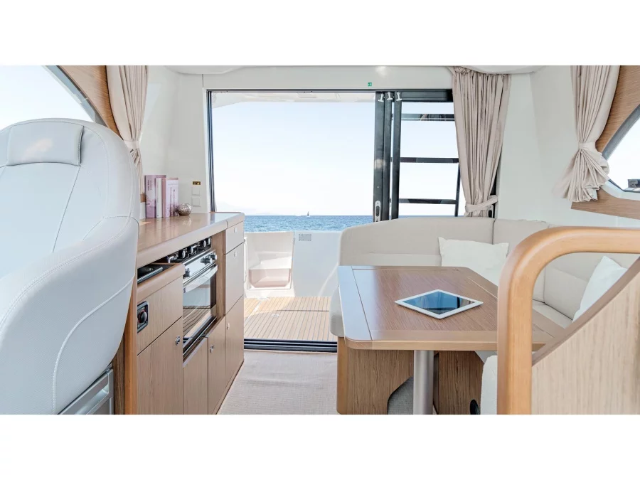Beneteau Antares 32 fly (Antares 32 fly) Interior image - 27