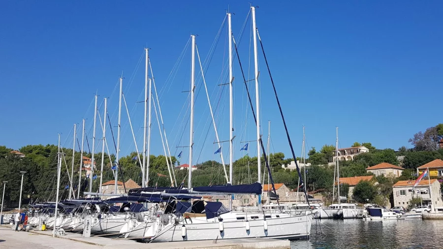 Sun Odyssey 449 (ODESSA) Marina Rogač - sailboats (photo taken 2019) - 14