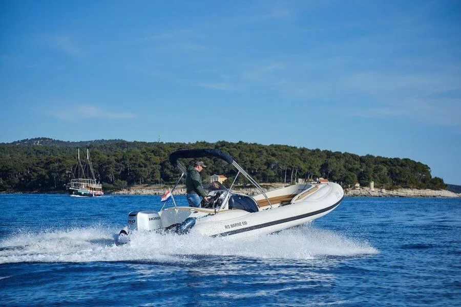 Ris Marine Exclusive 650 (Roby 1)  - 4