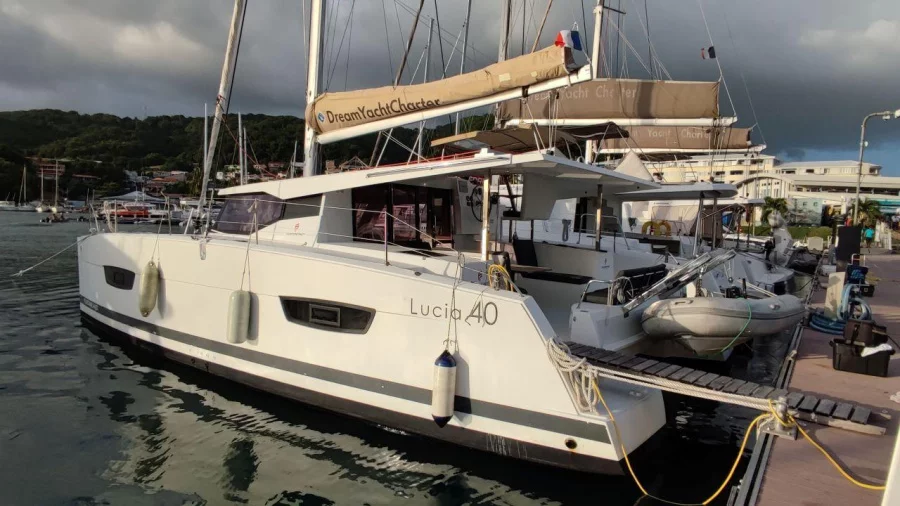 Fountaine Pajot Lucia 40 (HARFANG)  - 2