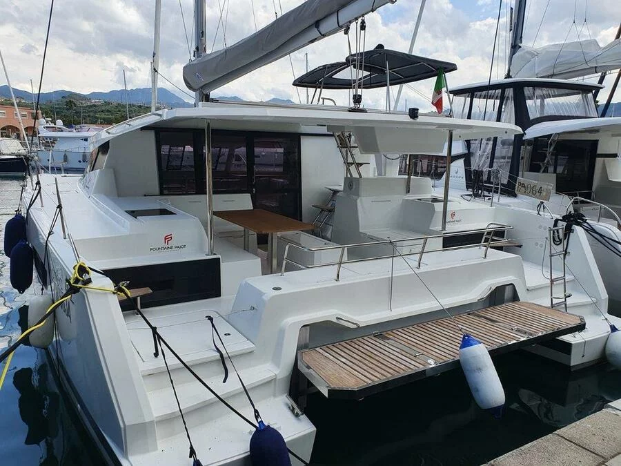 Fountaine Pajot Astrea 42 (Muttley)  - 0