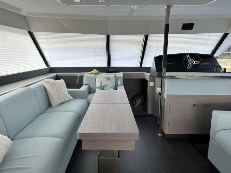 Fountaine Pajot MY6 (Happy Place)  - 11