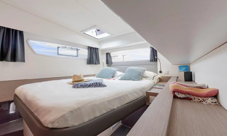 Fountaine Pajot Elba 45 (Two Phish)  - 15