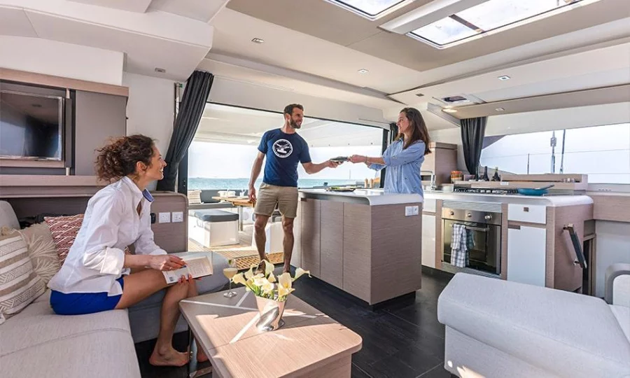 Fountaine Pajot Aura 51 ELECTRIC (LILY)  - 10