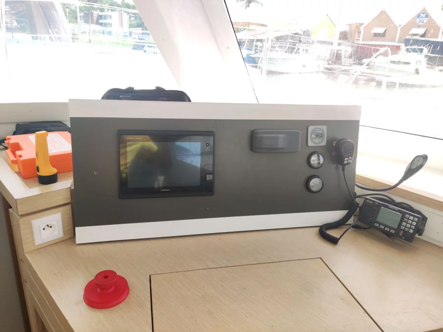 Fountaine Pajot Lucia 40 (GINGER)  - 11