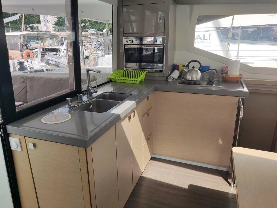 Fountaine Pajot Lucia 40 (GINGER)  - 14