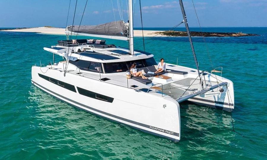 Fountaine Pajot Aura 51 SMART ELECTRIC (Amped Up)  - 0