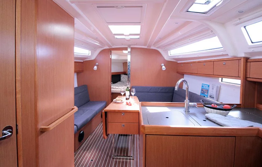 Bavaria Cruiser 37 - 3 cab. (Chilly Lilly)  - 7