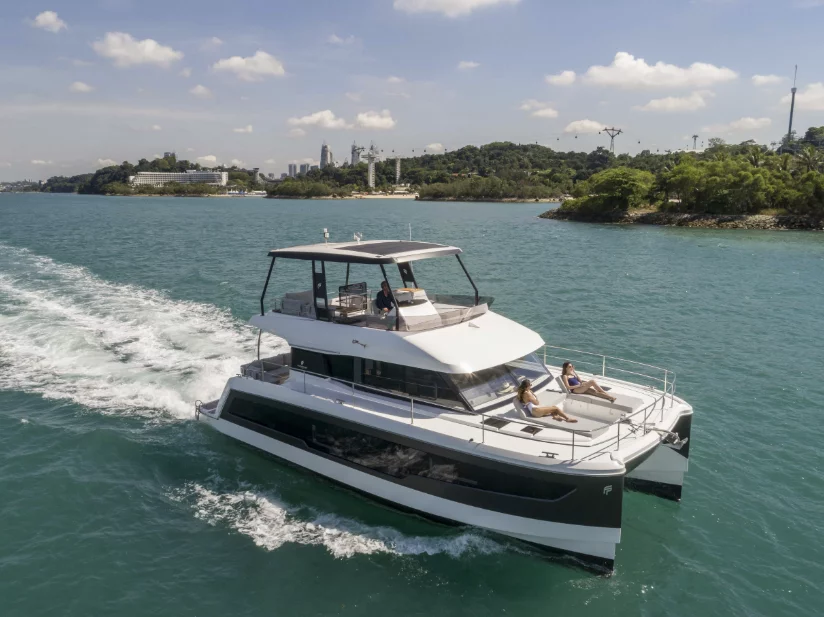 Photo #1 - Fountaine Pajot MY5 (Arigato) в Трогир - 43686