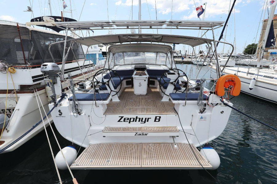 Zephyr B - 