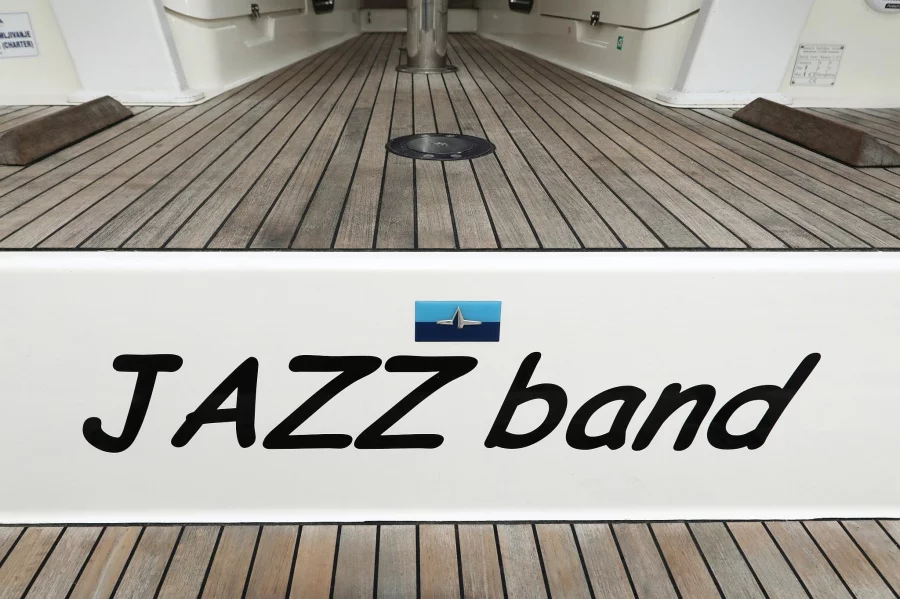 Bavaria Cruiser 37 - 3 cab. (Jazz Band)  - 44