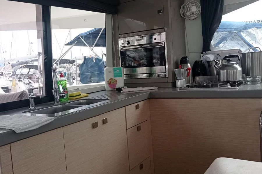 Fountaine Pajot Lucia 40 (From The Fields)  - 16