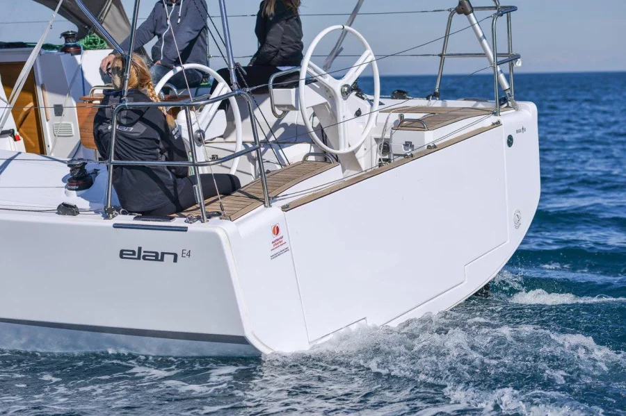 Elan E4 (Shark)  - 8