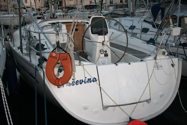 Bavaria 38 Cruiser (Grasevina)  - 0