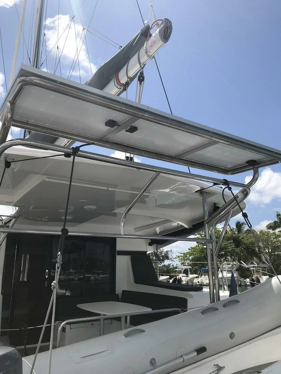 Lagoon 42 (Idefix with watermaker and A/C PLUS)  - 3